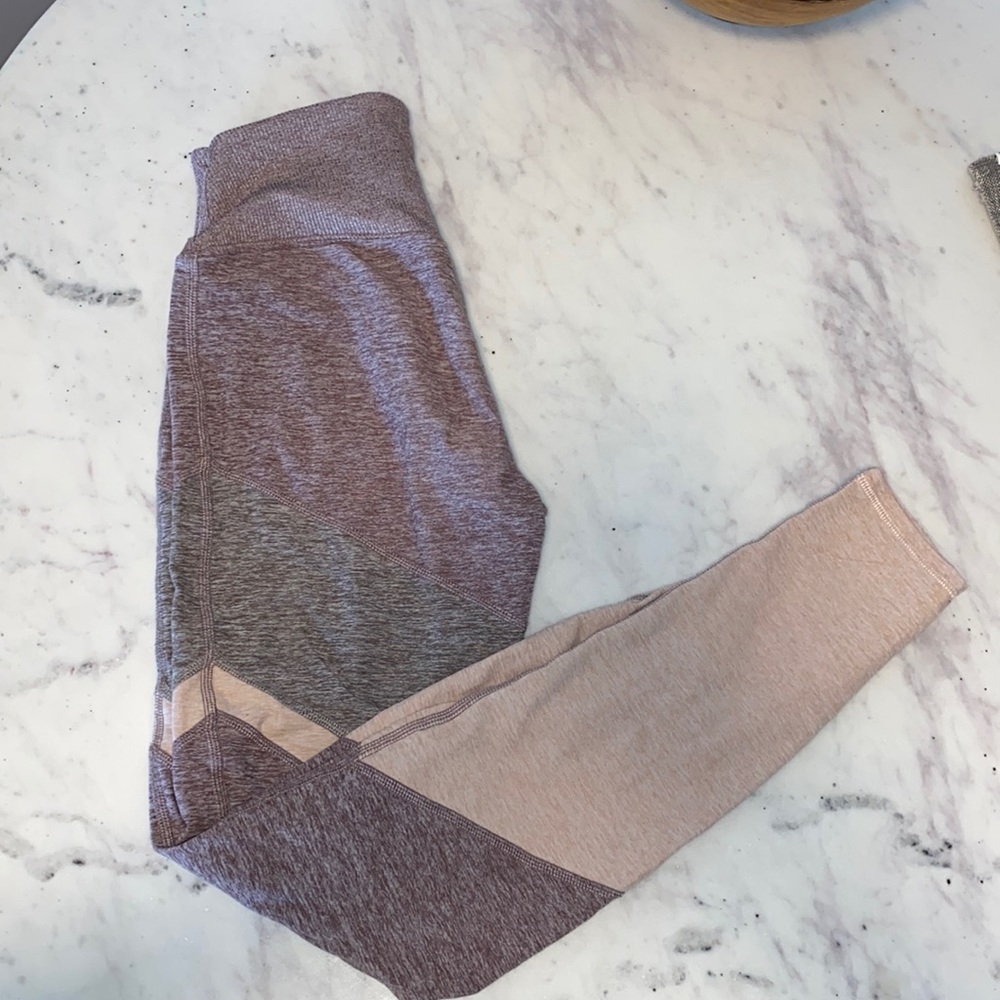 Alo Leggings